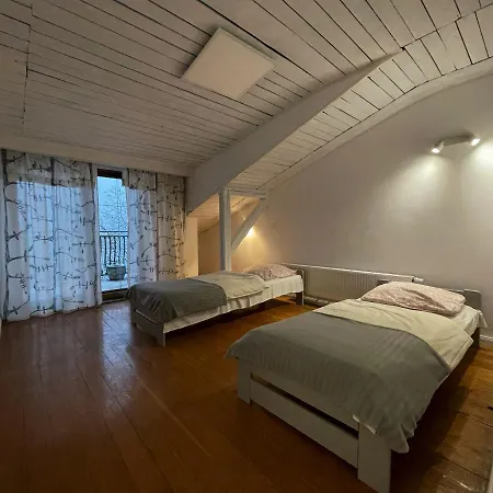 Hostel Katohostel *