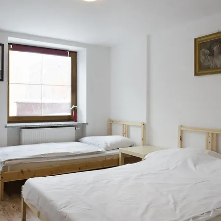 Katohostel